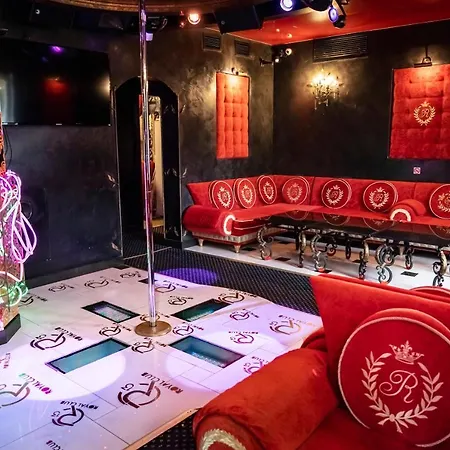 Royal Club 13 Viesu māja Jurmala